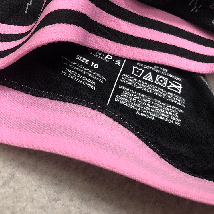 黑色字母 (7).jpg