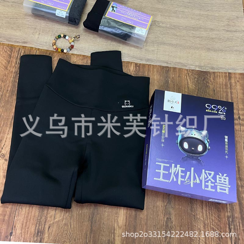 41DBD95F110A6E3EE6B82D80BE3C09