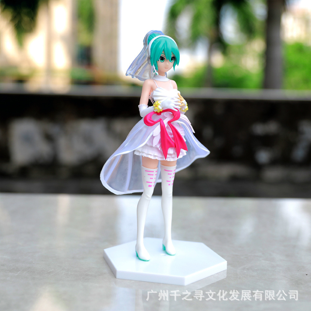婚纱初音 3.jpg