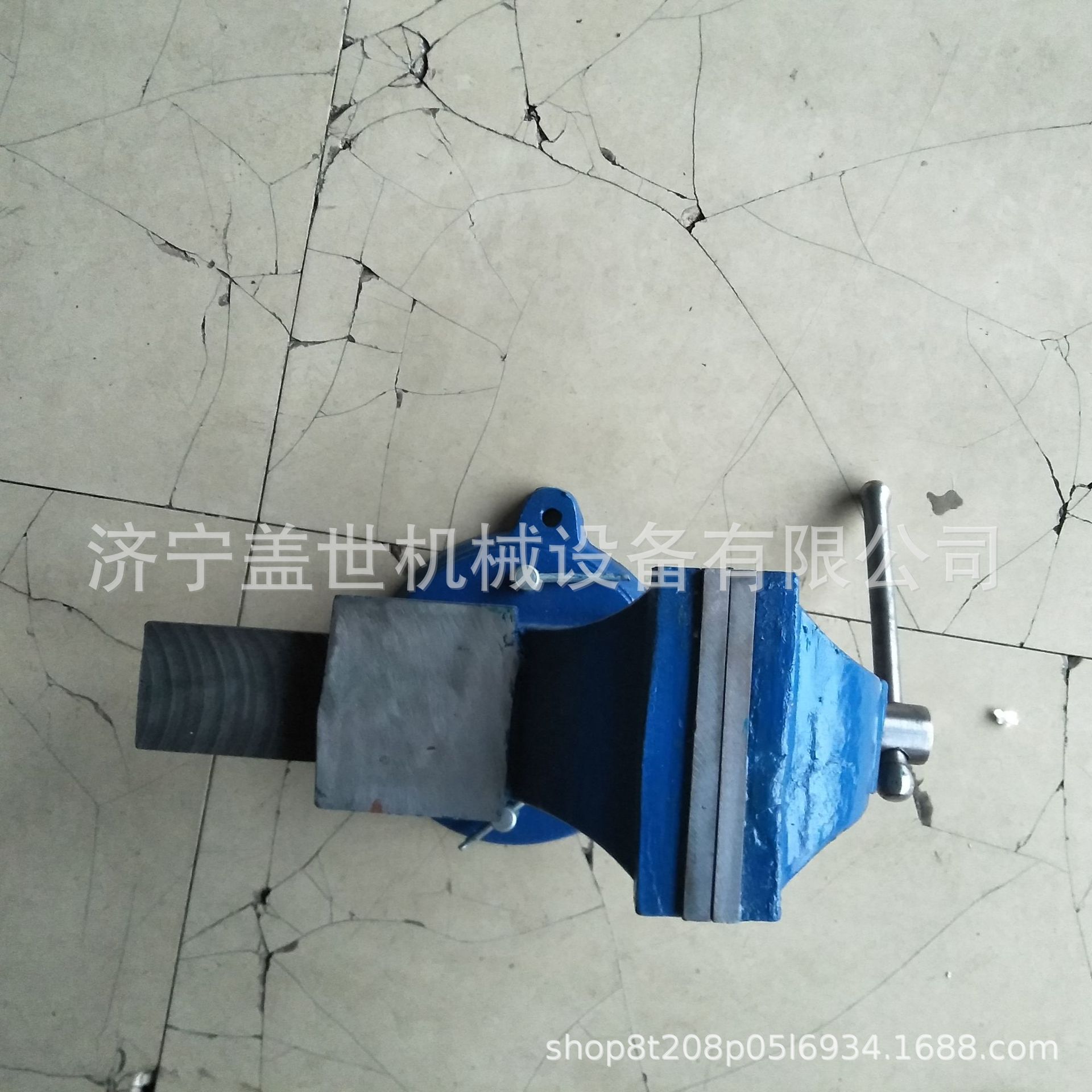 6寸轻型台虎钳 (6).jpg