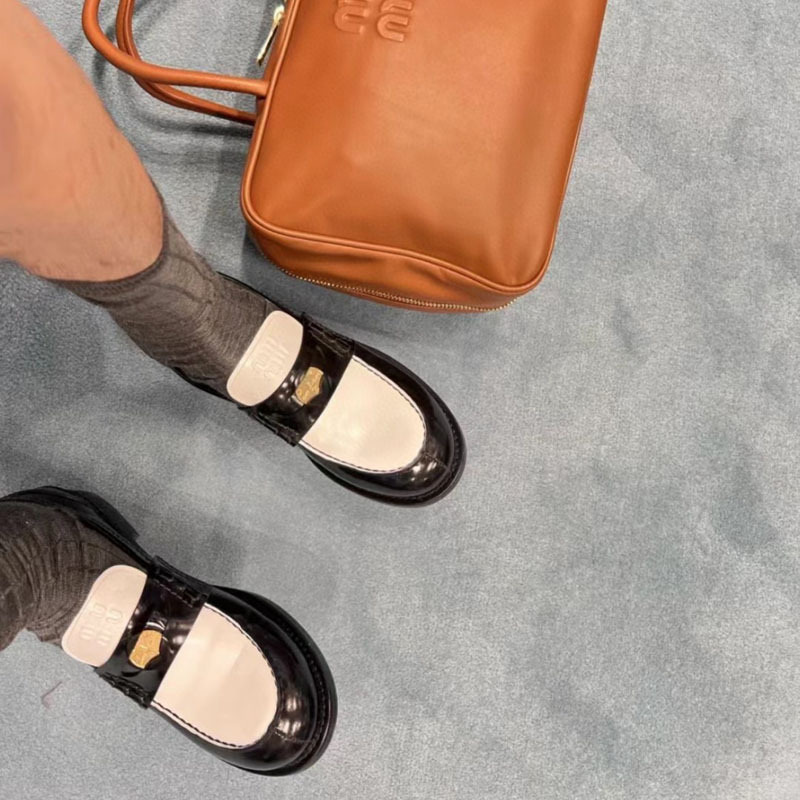 ECCB0A82119B401A020316E97593B5