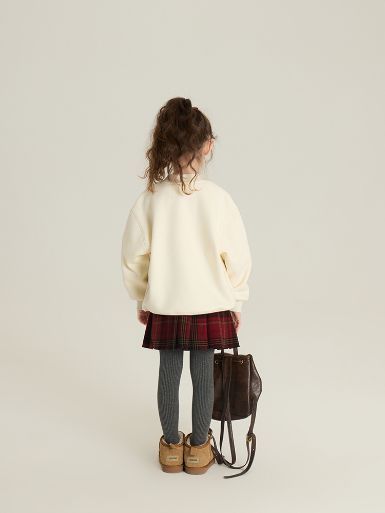 241213yiyijia81503.jpg
