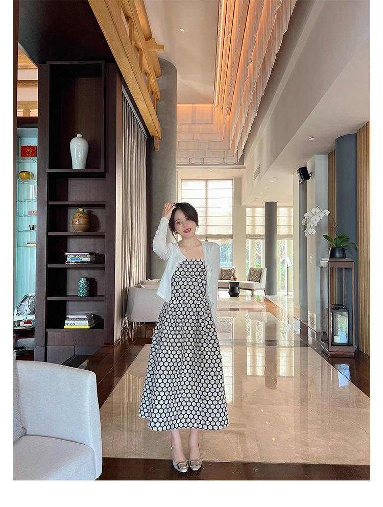 葡萄妈studiolee 经典方扣小方头浅口高跟鞋