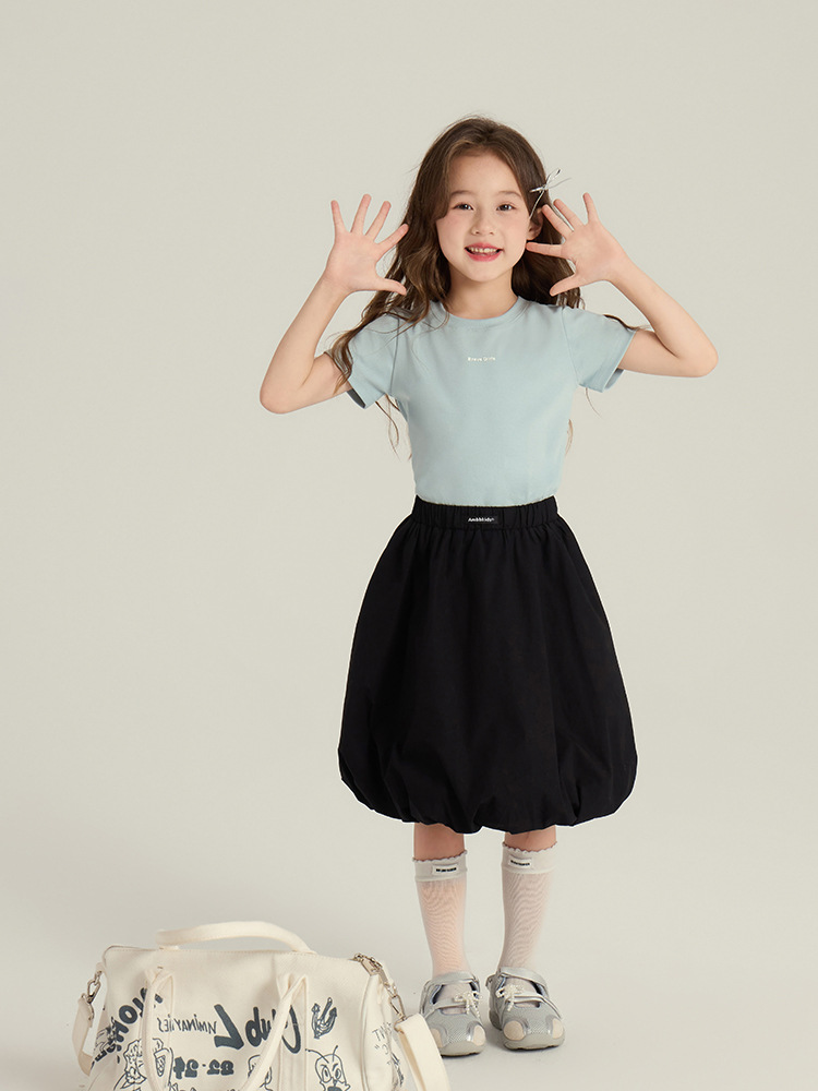 240501 yiyijia164188 whitecube