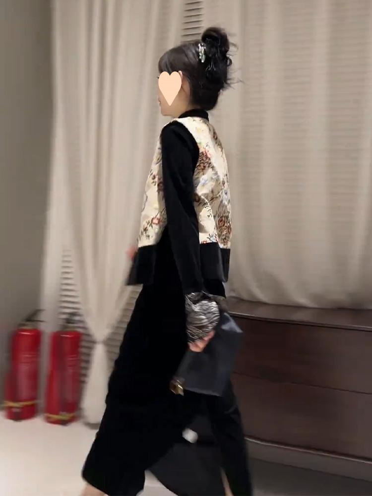 b6a9b319-487d-49c6-a8c3-36c4c80ed960.jpe