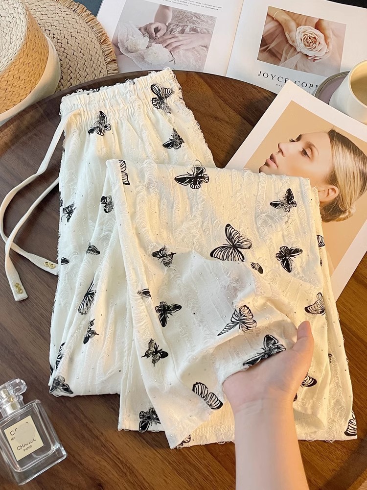 ec29df41-1713-4254-bc92-5764c41de798.jpe