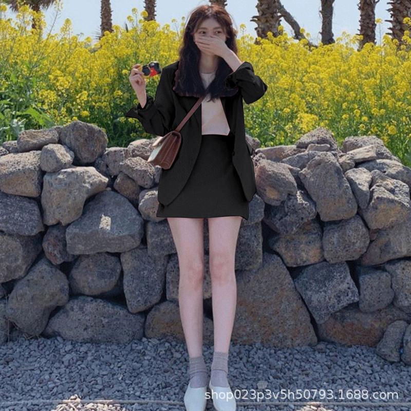 E.jpg