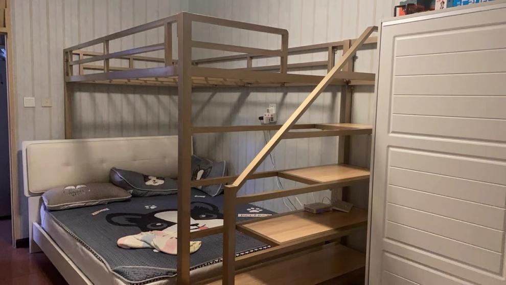 07f67d30-f590-4d05-a42e-807b5658fcda.jpe