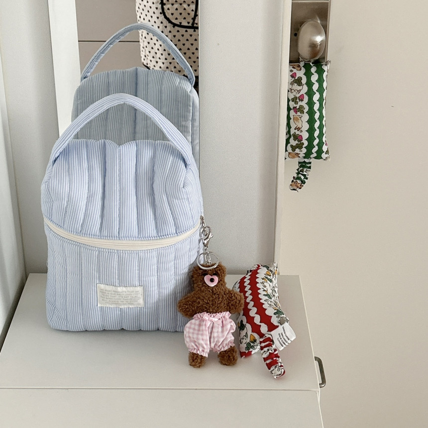 C37ECFA9-3139-4426-B36C-9DA2BA