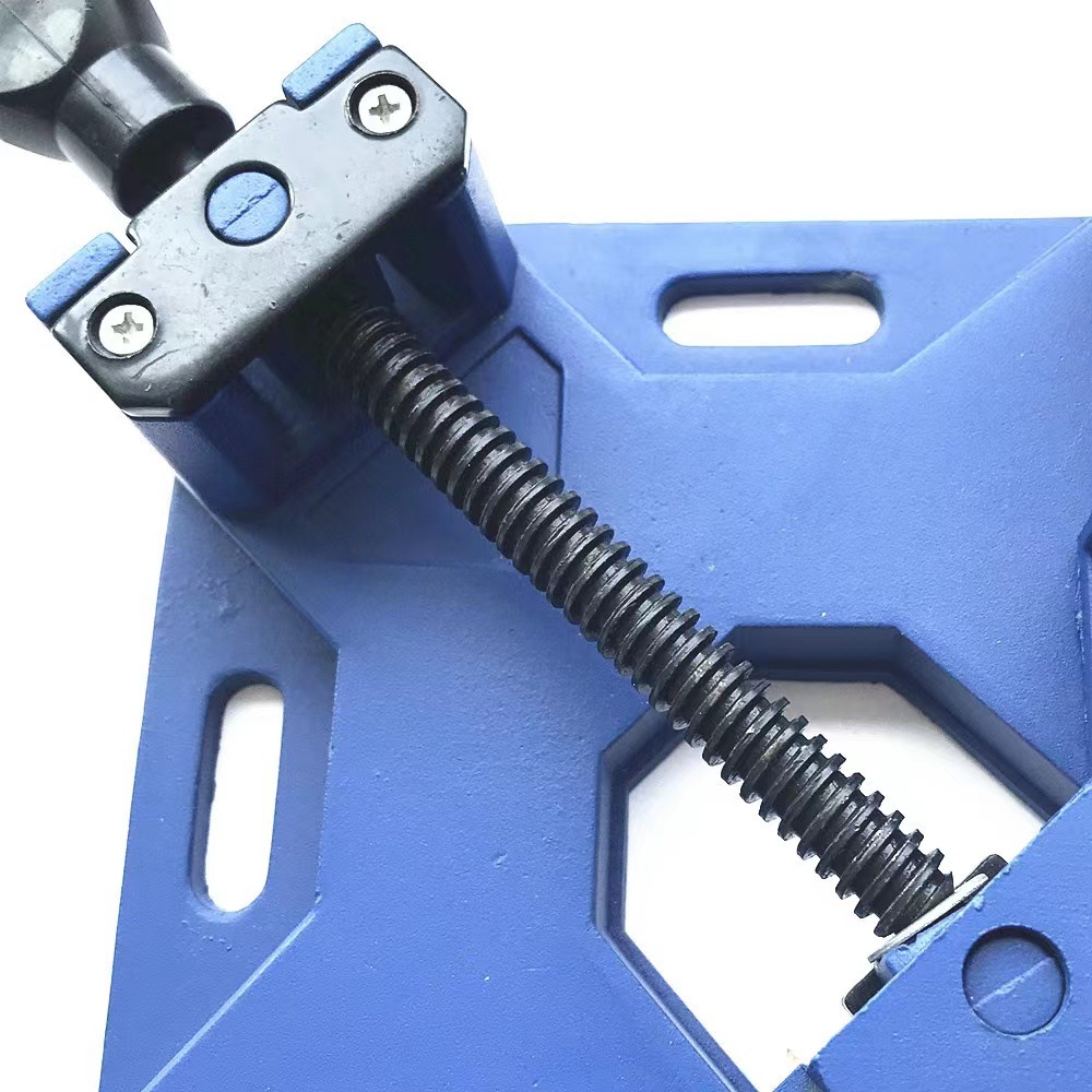 22f068b4a2766619dab03cae30386b