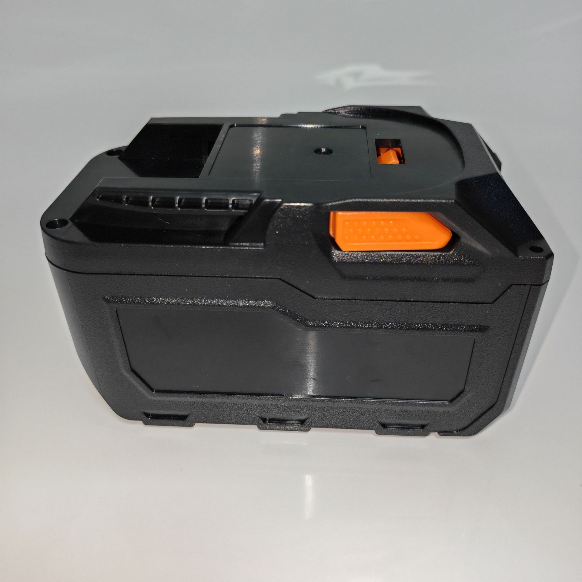 AEG-L1890R-15-186AL (39).jpg