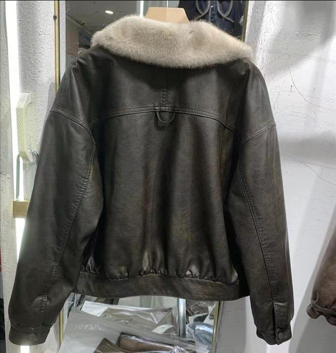 bc0a5ab9-8f9a-4374-83a3-1b244f24fd30.jpe