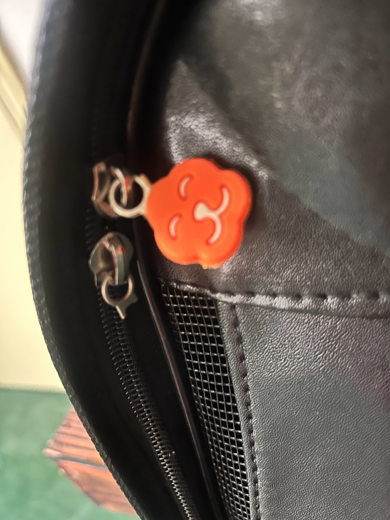 悠乐宠卡通PU双肩背包 黑色3