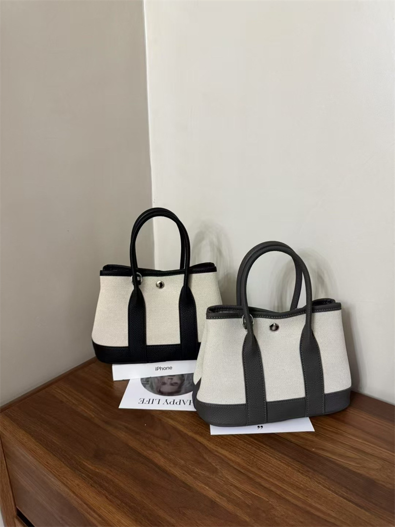 bd6830dc372f26df12649b13b53e63