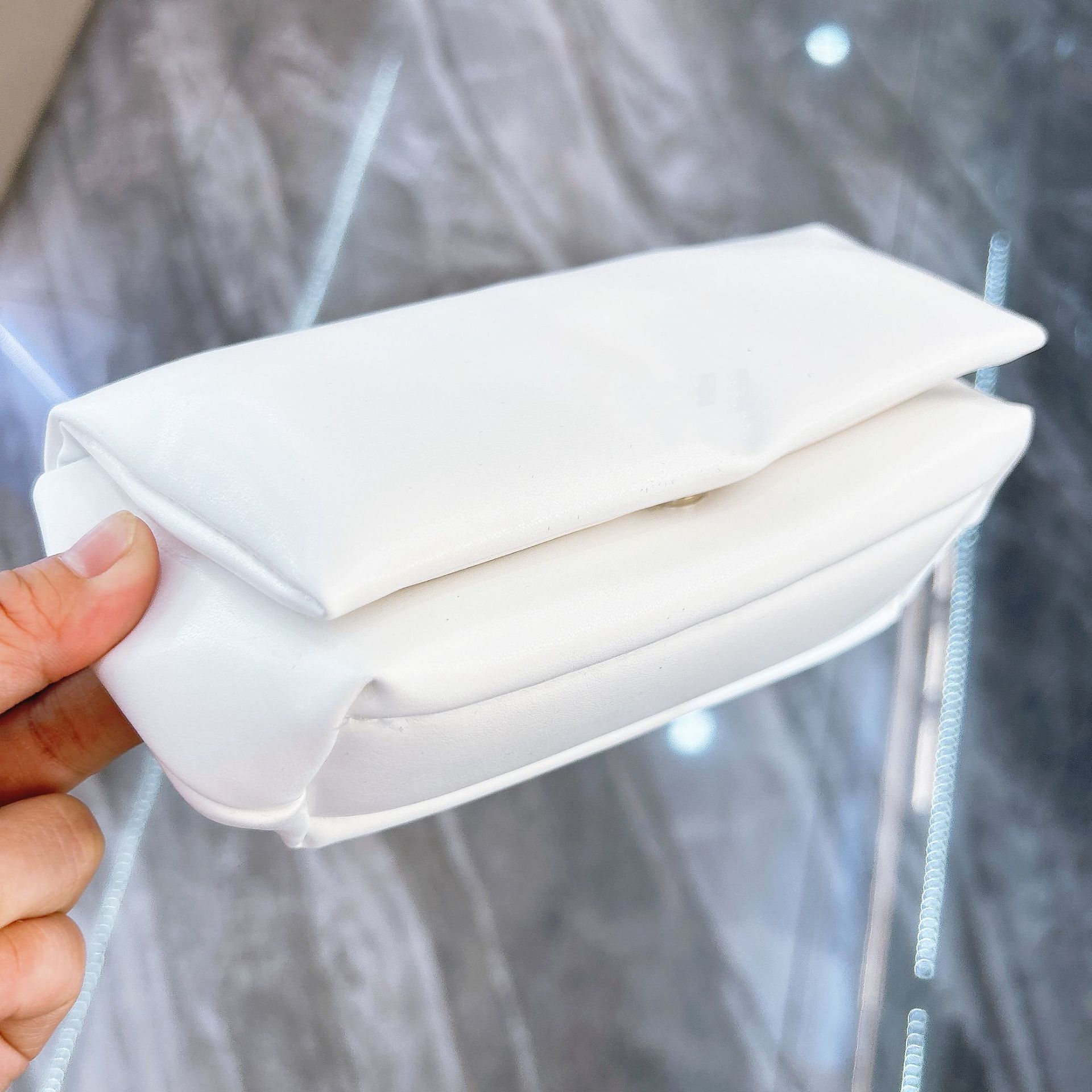 A5AFB428B38D0CF1FE7272A8447A17