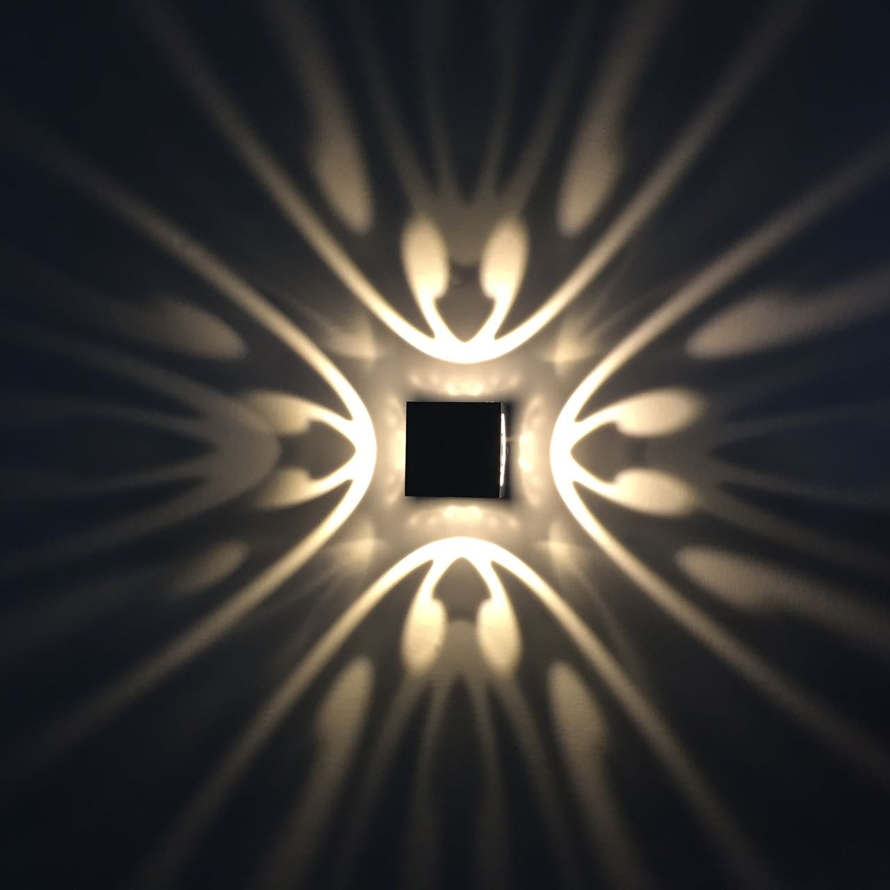 cc8c6622413bd1a03eb6f4eac86b28