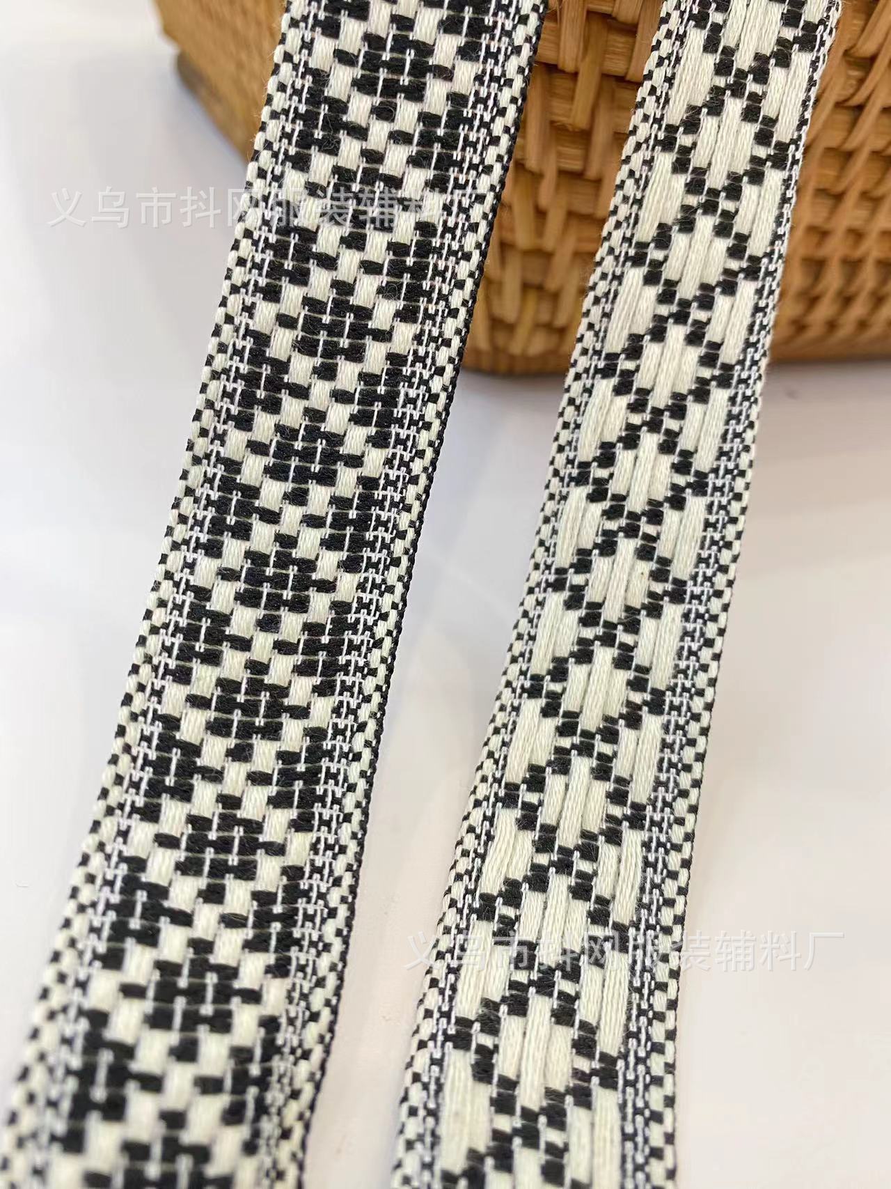 多款民族风提花刺绣织带