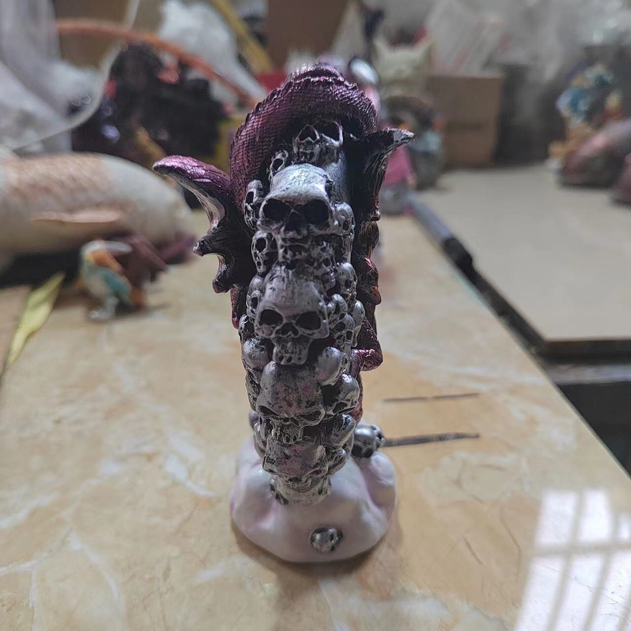 飞龙树脂摆件哥特骷髅摆件树脂月亮摆件