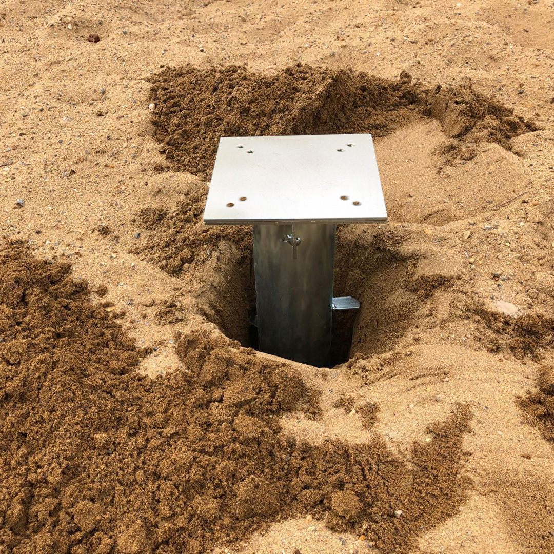 16046004710_1967754175