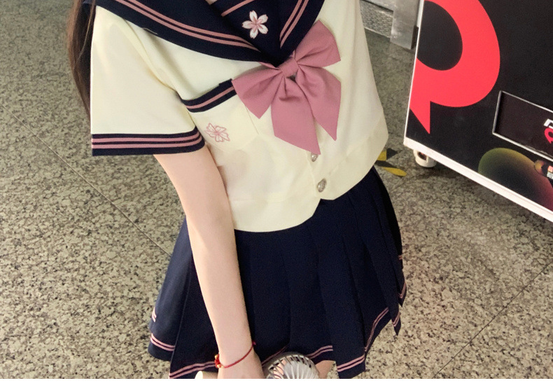 9402cf4e-2511-4e0e-83a8-99a0c0df447b.jpe