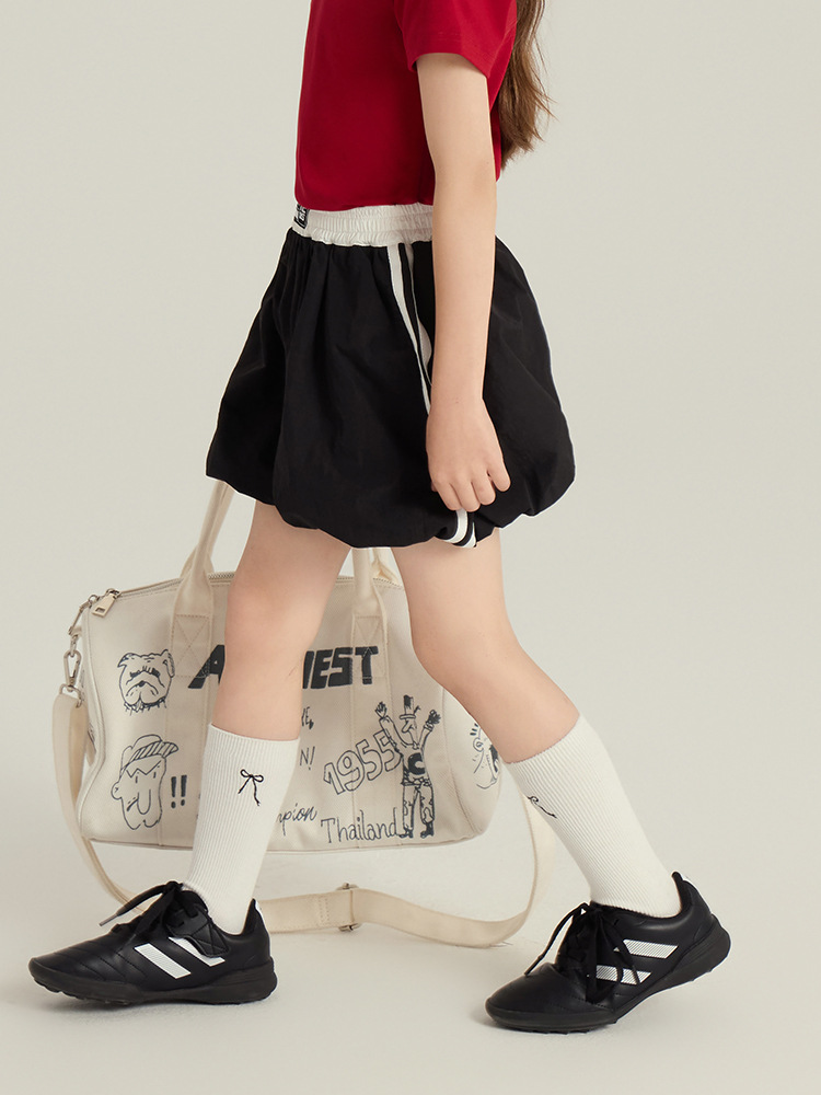 240501 yiyijia164411 whitecube