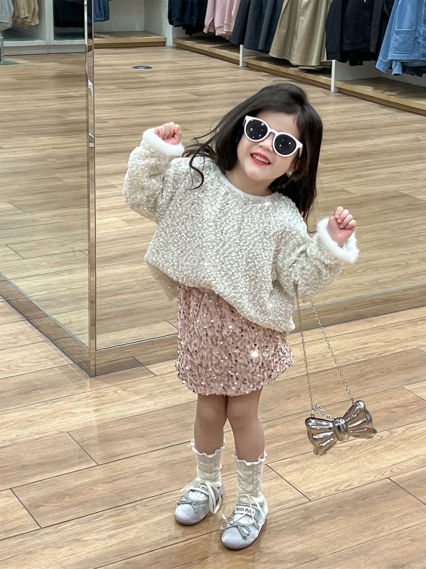 O1CN011AxMV528KCzdABqiR_!!1035