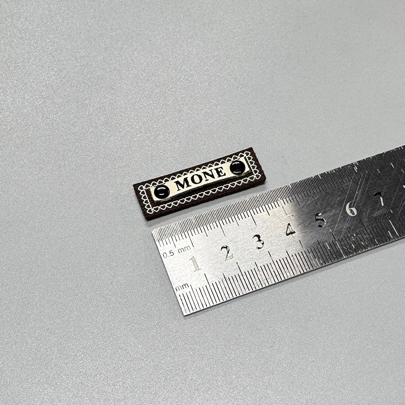 皮标745444.jpg