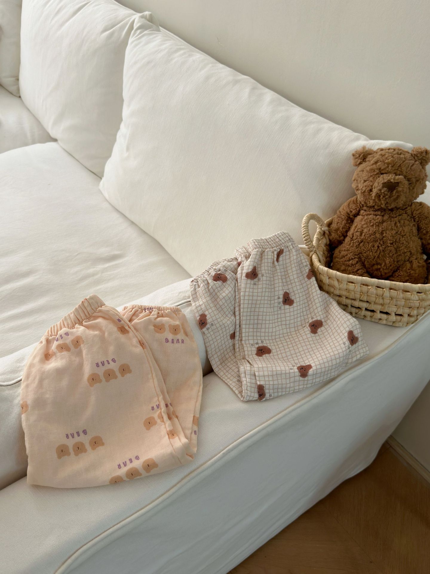 C687970D-16D8-4E92-9AAD-C44AF9