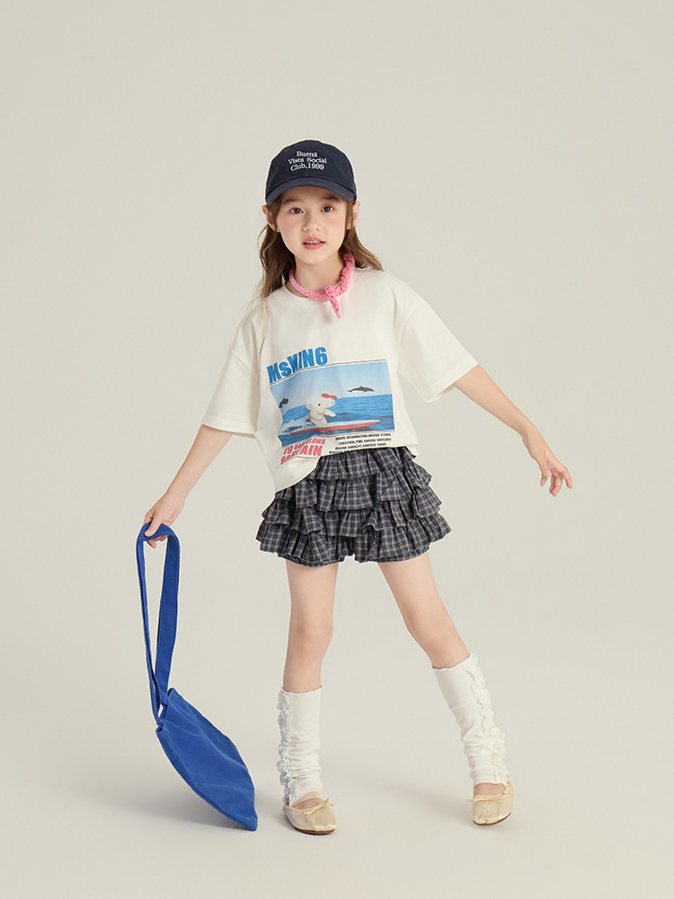 240501 yiyijia166028 whitecube