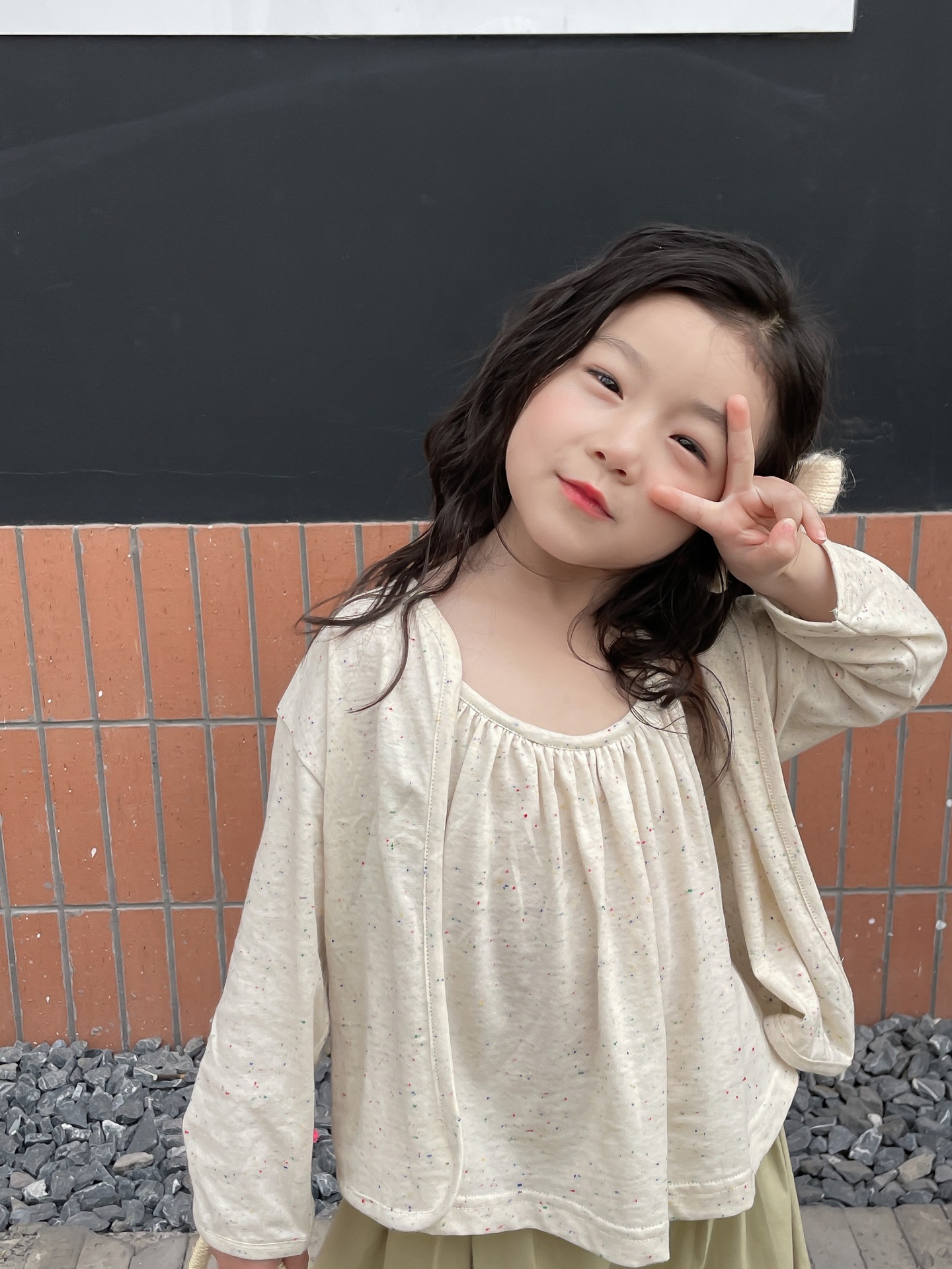 C663F996-A7AD-4CAE-BF3C-6EABFA