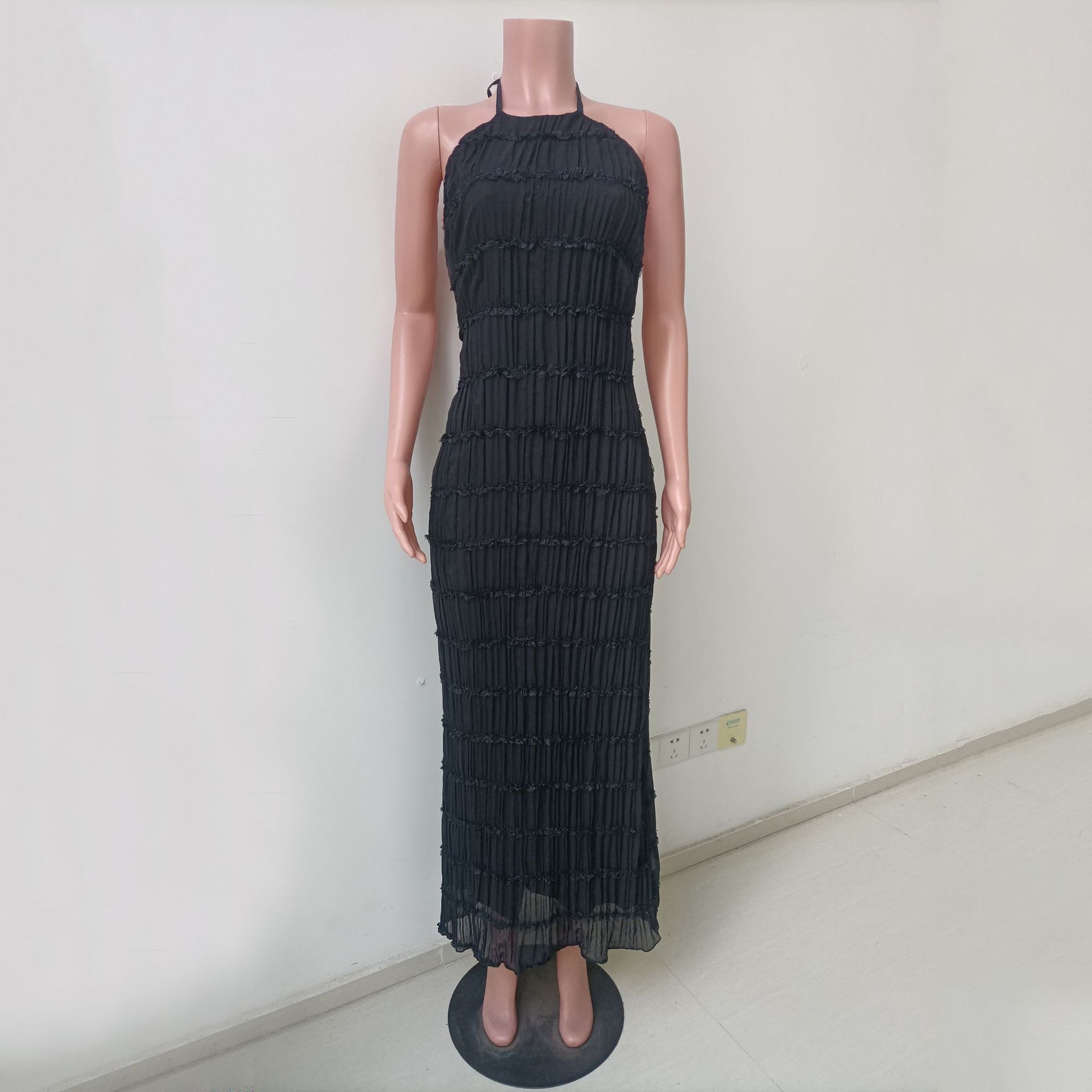 642挂脖褶皱长裙 正