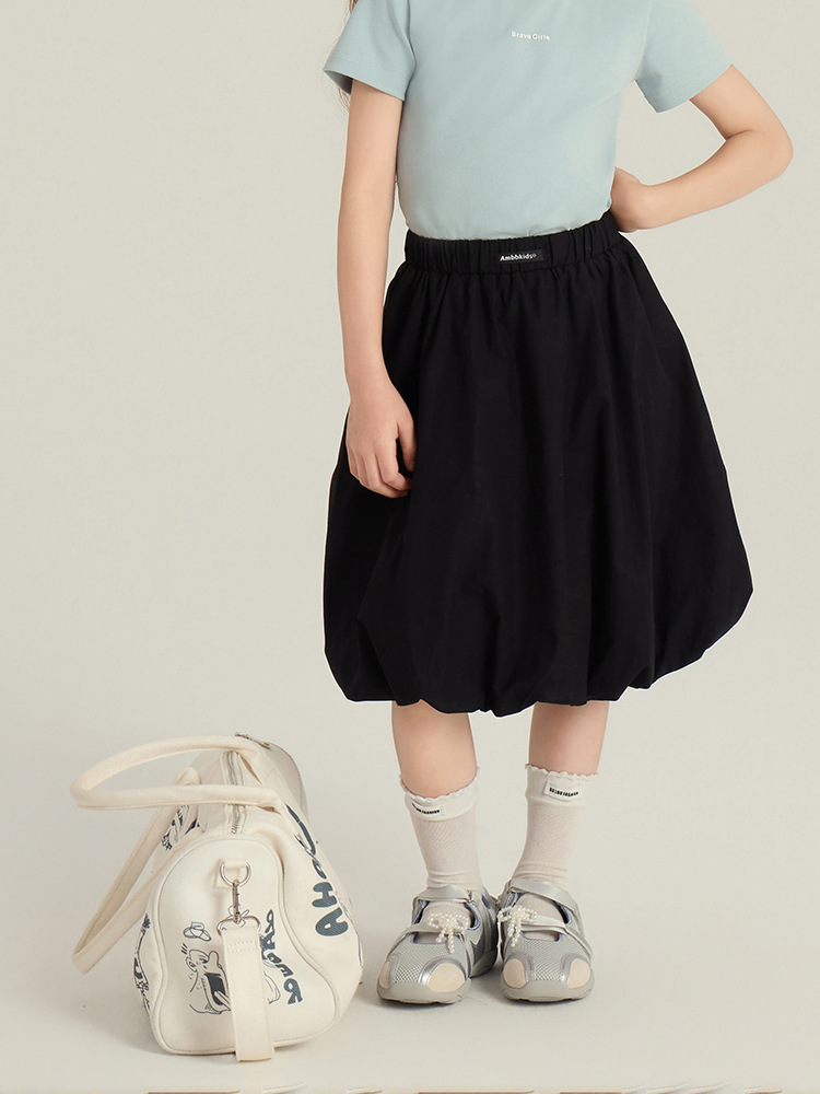 240501 yiyijia164103 whitecube