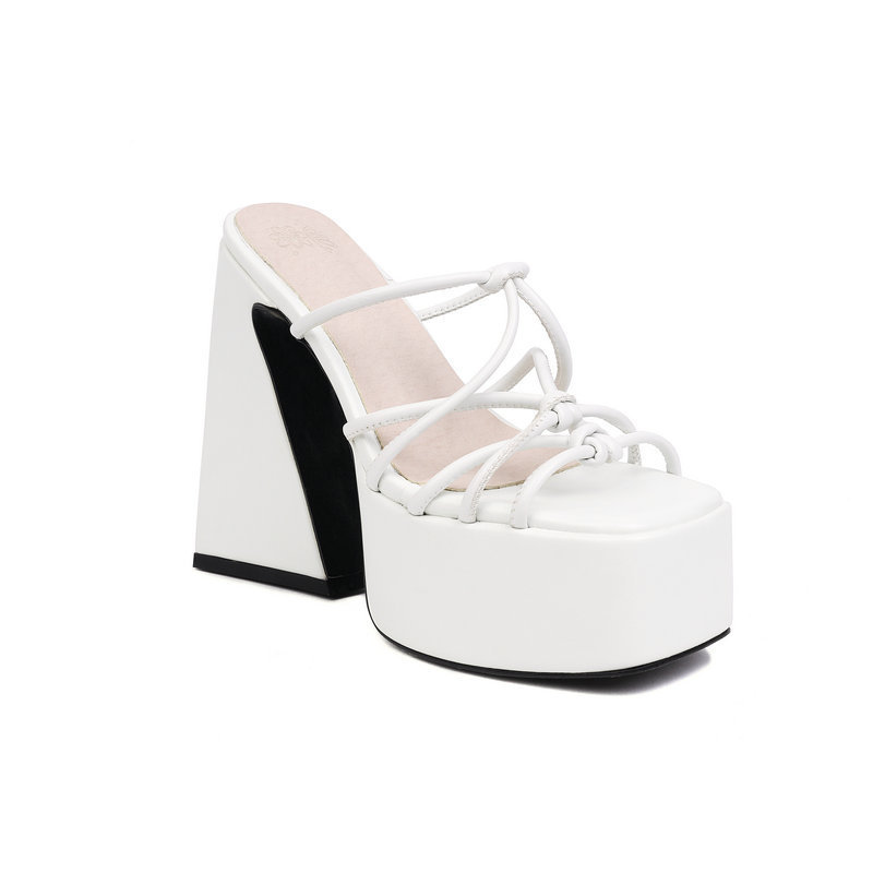 20221021 火美人鞋业-2756 (2).JPG