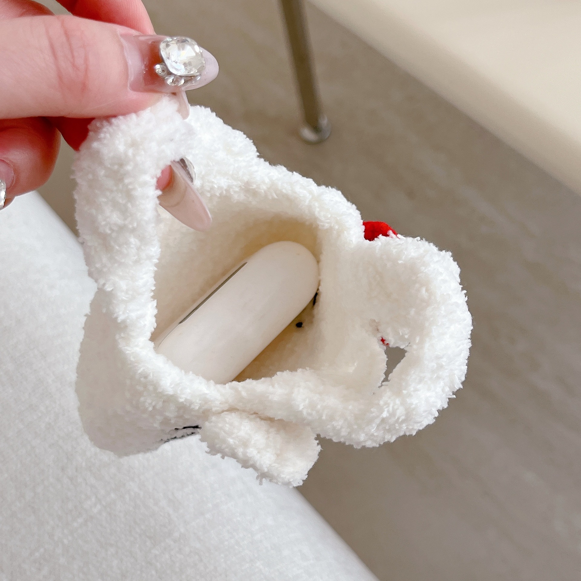 6825799D-687F-42E0-AB54-D5BD29