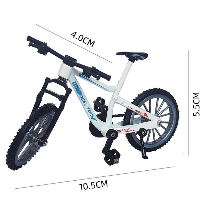 4号车 白色 尺寸图