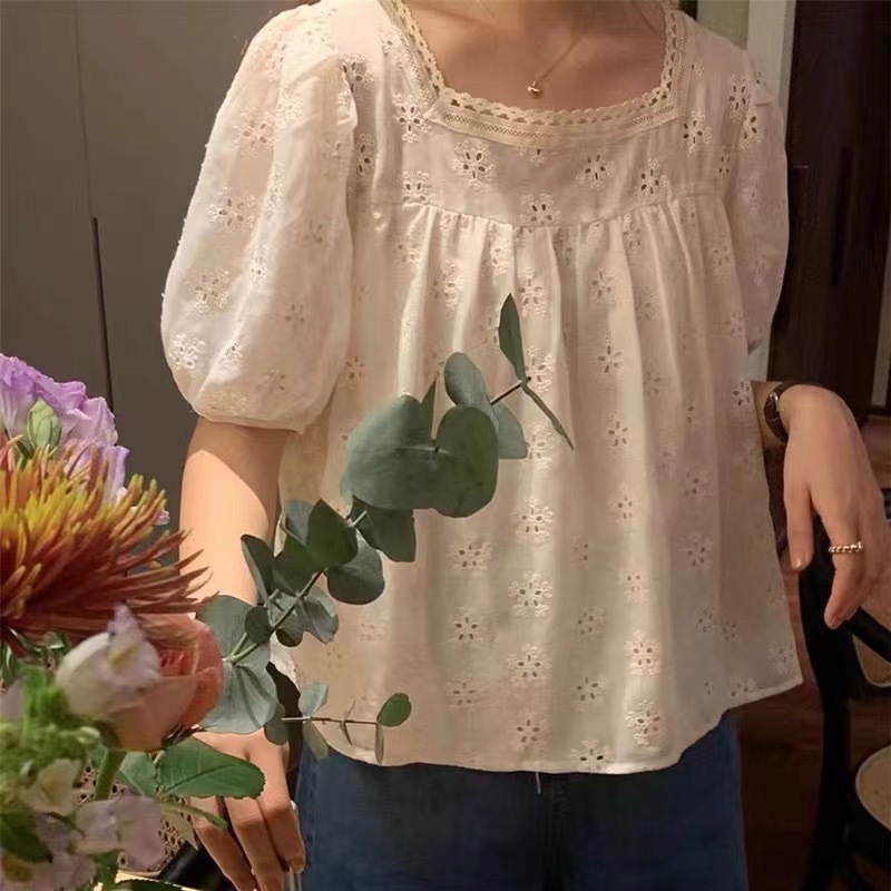韩国东大门年夏季新款时尚方领重工蕾丝边镂空刺绣衬衫上衣女_杏