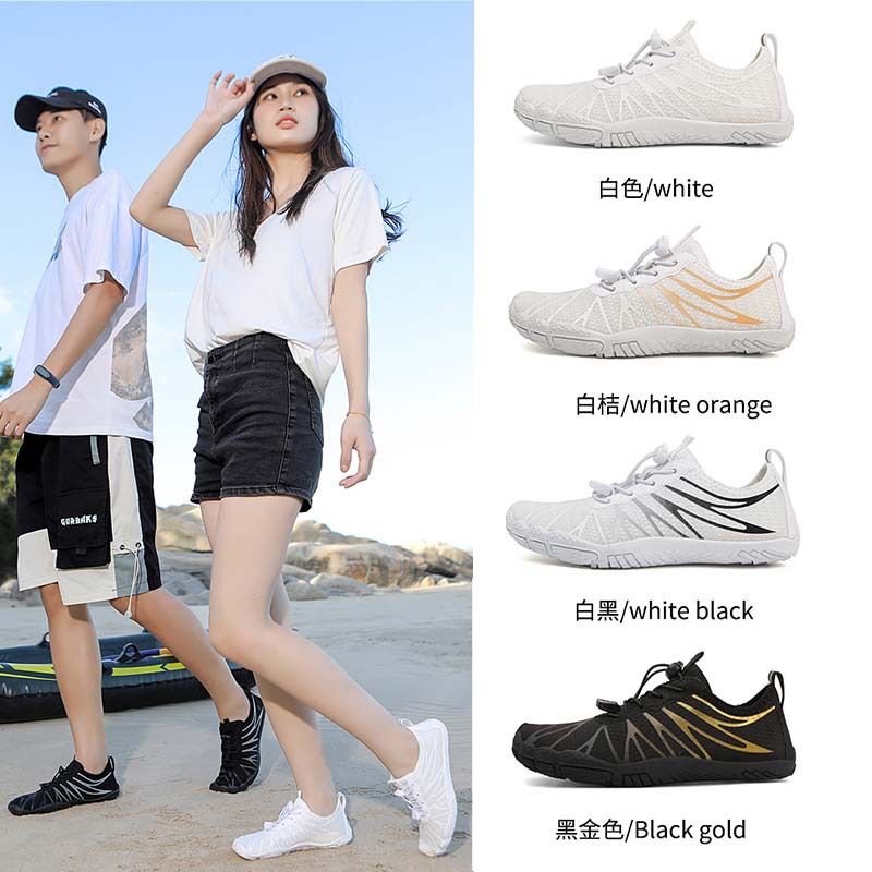 溯溪沙滩鞋在国外通常被称为“River Tracing”或“Creek Walking/Stream Trekking”鞋。这些鞋子的设计专门用于户外探险活动，如溯溪运动，其特点包括防滑、耐磨、透气、快干等。溯溪运动起源于欧洲阿尔卑斯地区的登山活动，在热爱大自然和探险人群中广受欢迎，国内目前也越来越流行了。
溯溪鞋的选购要点包括防滑性、排水性、速干性等。根据不同场景，比如溯溪、野营、登山、沙滩等，选择不同类型的溯溪鞋。例如，对于沙滩和海滩活动，建议选择鞋底厚且硬，防滑，鞋面为网面材质以便迅速排水和快干的溯溪鞋。
总的来说，溯溪沙滩鞋以其独特的功能设计，适应了多种户外活动需求，成为了户外运动爱好者的理想选择。
