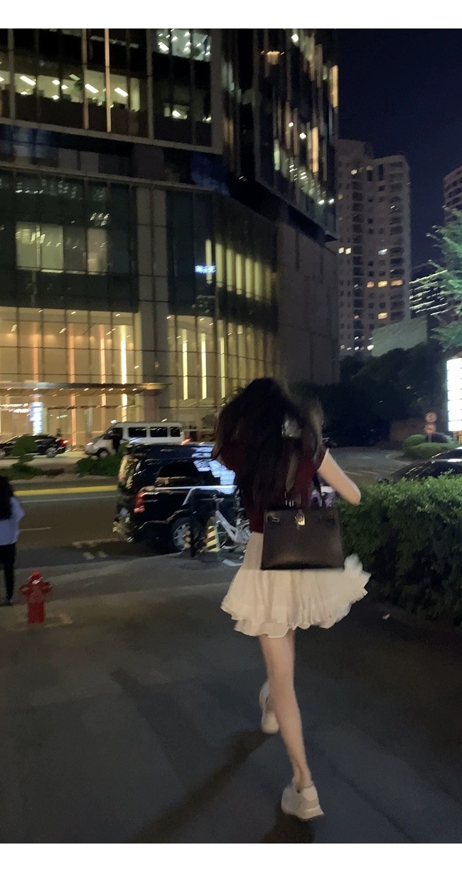 ac717054-4701-4224-92ff-41eb4c8d2289.jpe