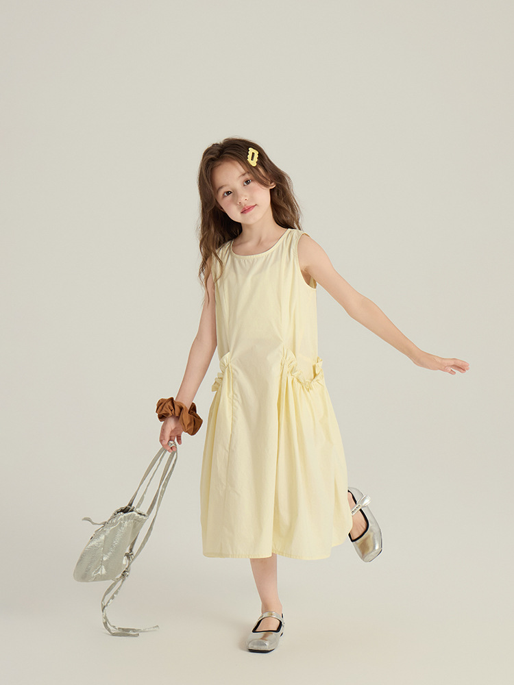 240501 yiyijia165318 whitecube