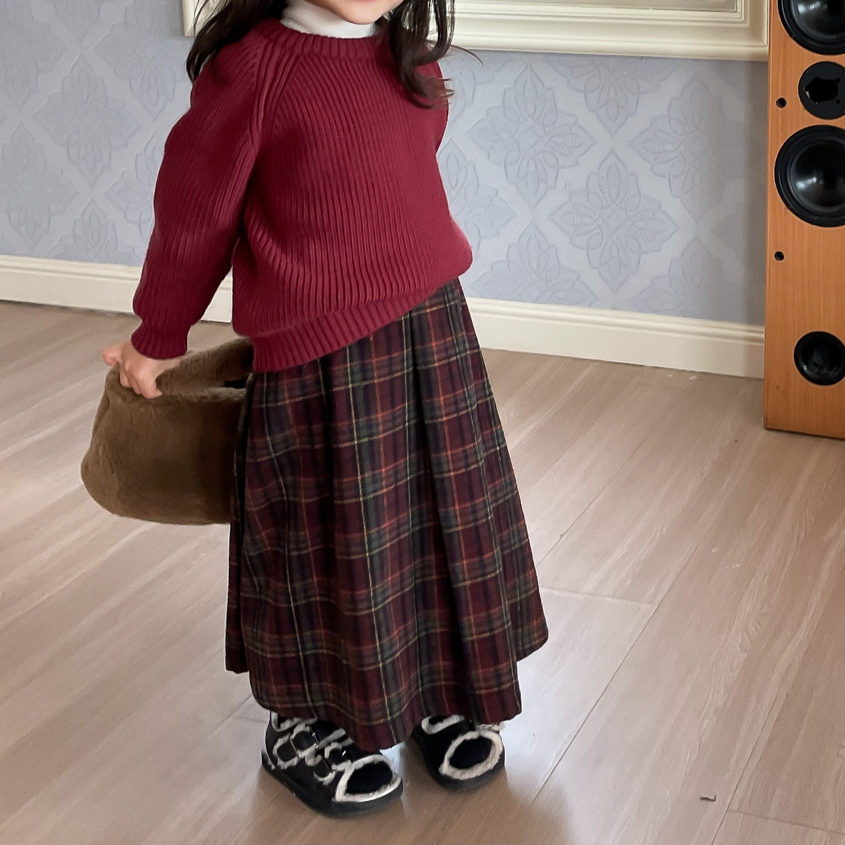 3BDEEDC5-9651-44FC-BEBF-D88E2B