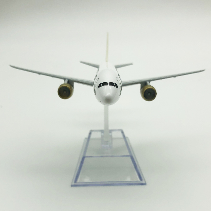 16CM海湾航空B787 5