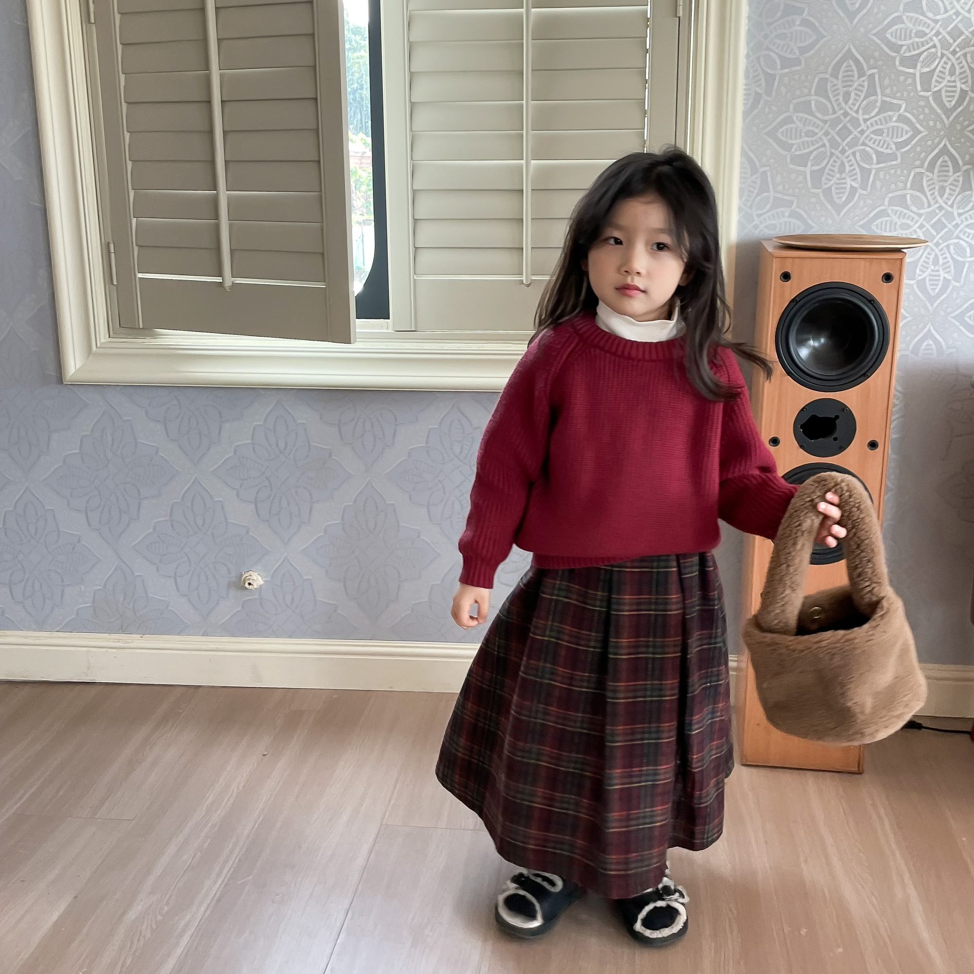 37E3781E-F56D-4E5B-A898-B81E1A