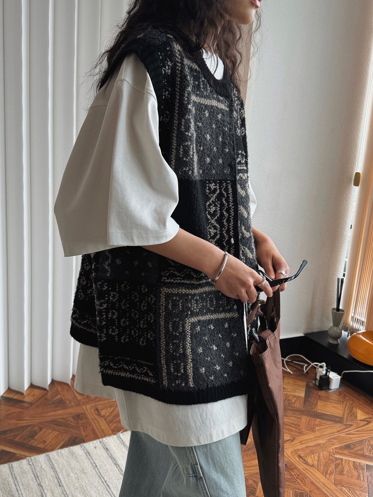 B941323A-88A0-4049-972F-8FFF13