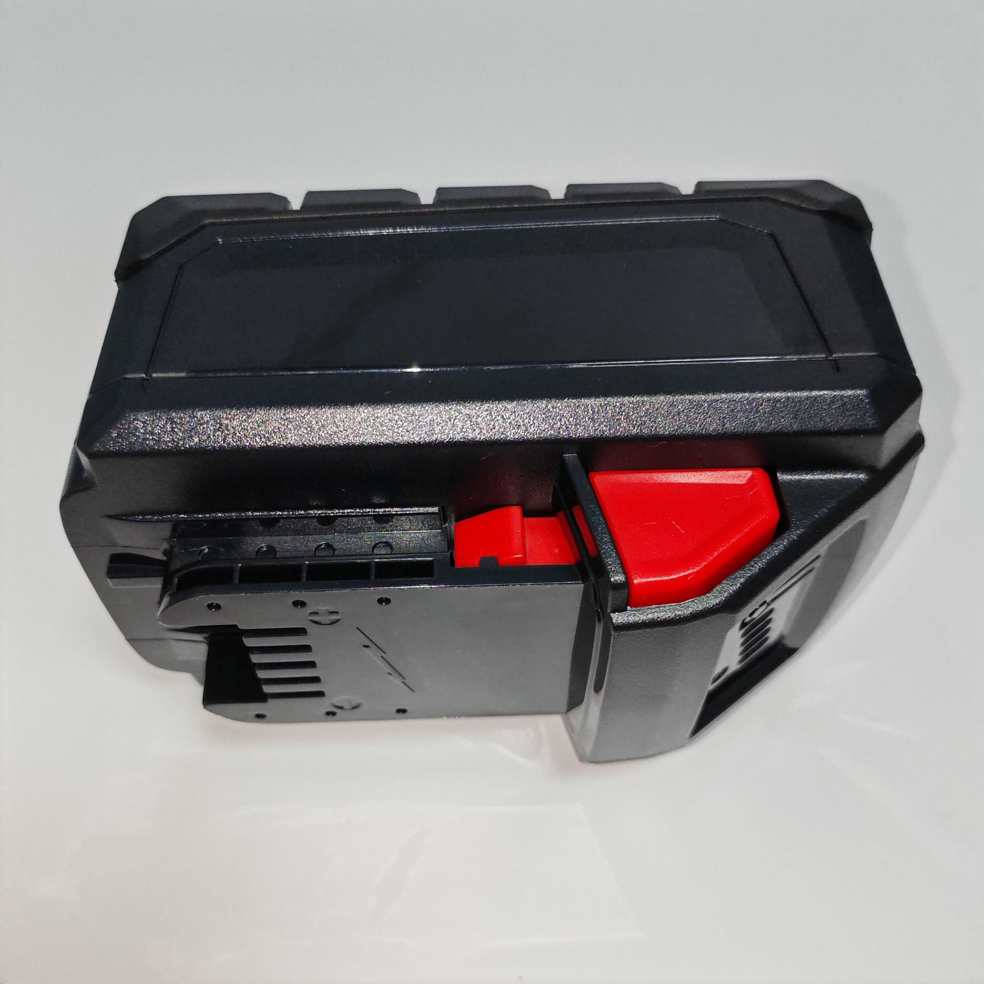 M18-10-217AL (14).jpg