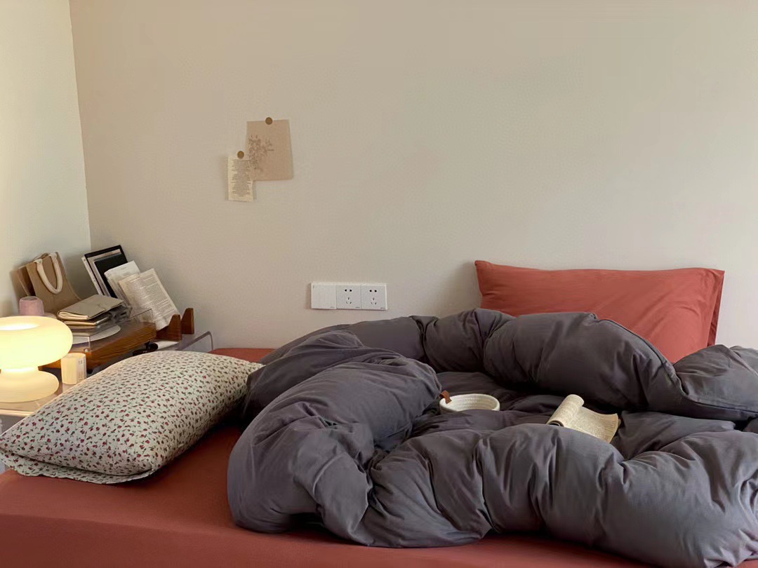 817b98f1aaf25a4e647f4001cb0b85