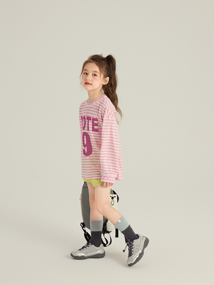 240501 yiyijia163055 whitecube