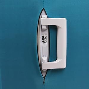 There are hidden zippers on the left and right sides