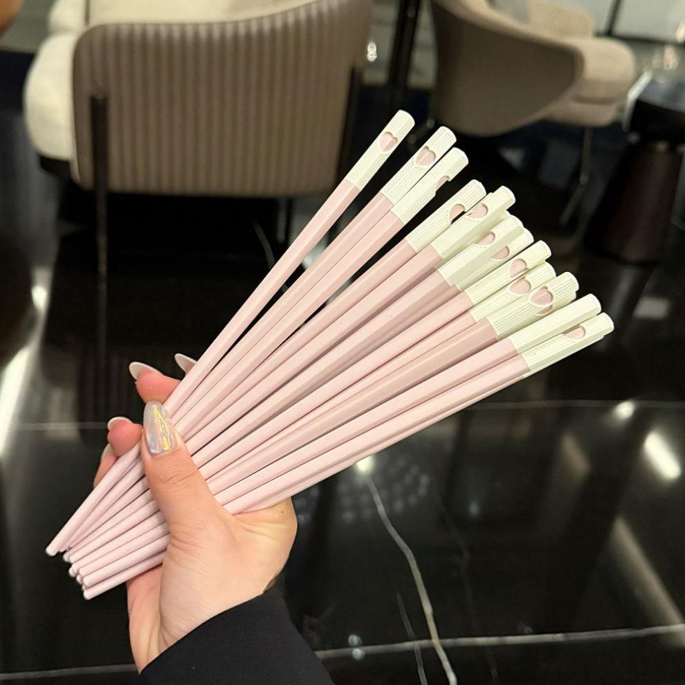 a12c3e3e-5751-438e-a09b-cd4f8b3779f1.jpe