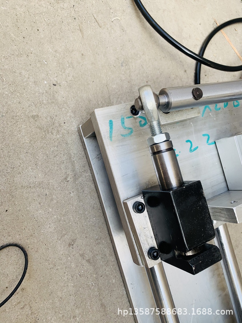 指甲扣气动打孔机