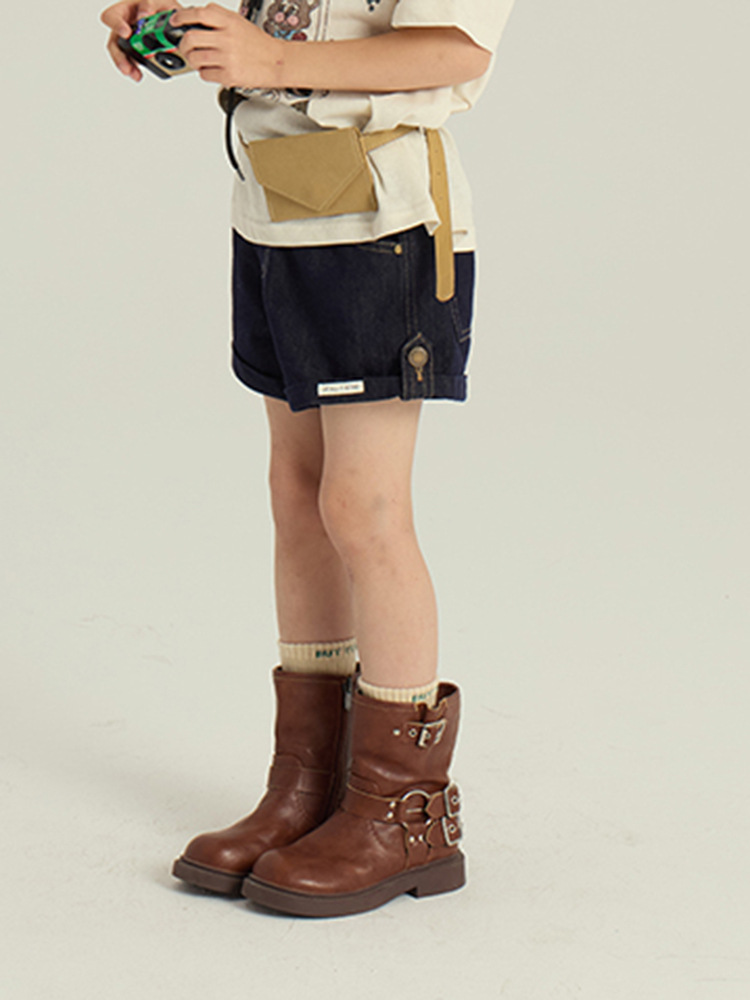 250430yiyijia156344 whitecube.